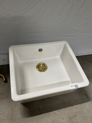 3x Wasbak met kraan Ikea, wit/messing