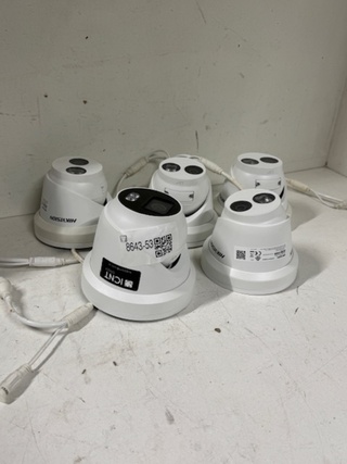 5x Beveiligingscamera Hikvision, wit