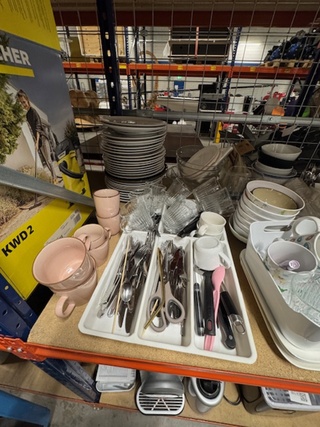 partij Glaswerk en serviesgoed