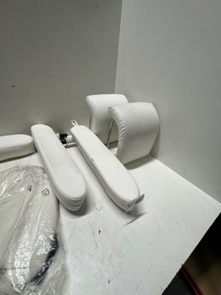 diverse Hoofd- en armsteunen