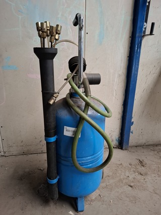 Olieopvang- en afzuigunit Yamada, 09-0224, bouwjaar 2001