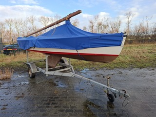 Zeilboot incl. trailer Bruynzeel valk, bouwjaar ca 1940