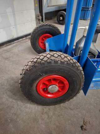 Steekwagen op luchtbanden