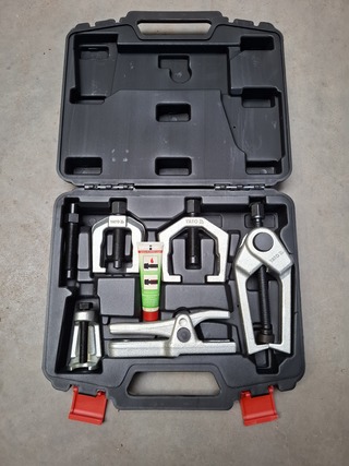 Stuurkogeltrekkerset, Yato