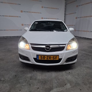 Personenauto, Opel, Vectra GTS, 2.2-16V Executive, 2008
