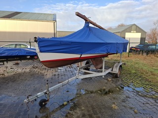 Zeilboot incl. trailer Bruynzeel valk, bouwjaar ca 1940