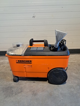 Tapijtreiniger – 230V Kärcher, Puzzi 100, bouwjaar 2012