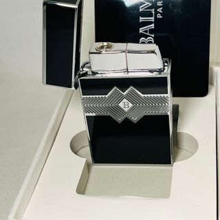 Balmain Paris aansteker – Limited edition black & silver