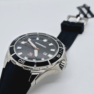 Immersion Whale duikhorloge met schroefkroon