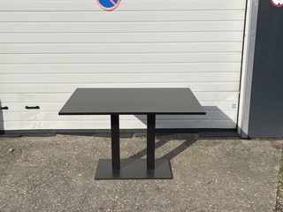 Tafel Pedrali, Quadra 4560, Zwart