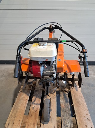 Grondfreesmachine – 5,5pk – benzine Benassi, BL6000, bouwjaar 2017