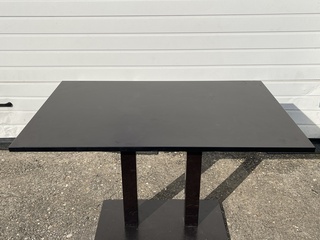 Tafel Pedrali, Quadra 4560, Zwart