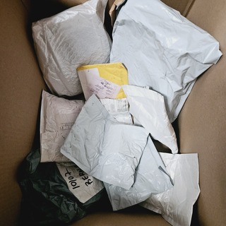 Partij ongeopende post – 10 Pakketten