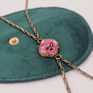 Kenzo pendant collier met bloem