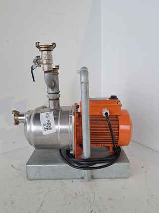 Waterbedpomp 230V incl. aanzuigslang~ Calpeda, NGXM 2, bouwjaar 2014