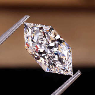 Diamant – 1.54ct Dutch Marquise Cut ( IGI Gecertificeerd )