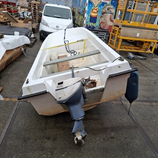 Boot met 9pk buitenboordmotor, Terhi, 400, Wit