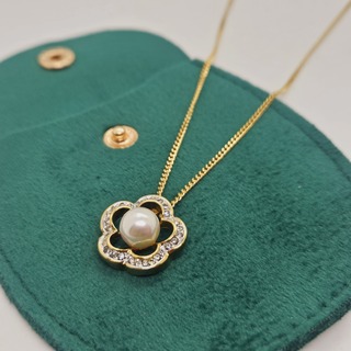 Pierre Balmain goldplated collier met parel en steentjes