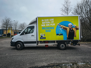 Elektrische bedrijfswagen met opbouw en laadklep, Emoss, 470, 2018