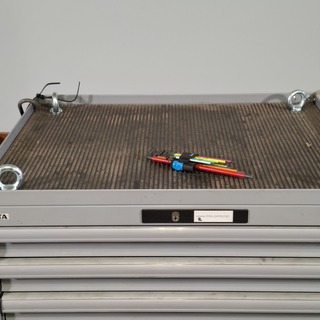 Gereedschapswagen met inhoud, Lista