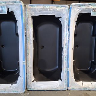 Ligbad, Xenz, Robijn, Mat zwart