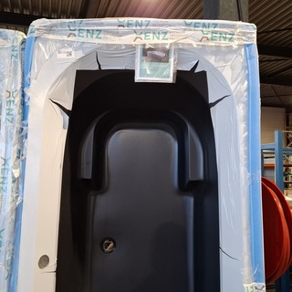 Ligbad, Xenz, Kanaga, Mat zwart