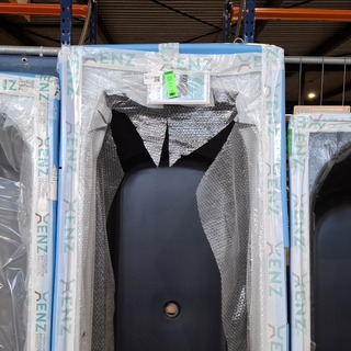 Ligbad, Xenz, Aruba, Mat zwart