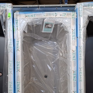 Ligbad, Xenz, Aruba, Mat cement