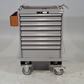 Gereedschapswagen met inhoud, Lista