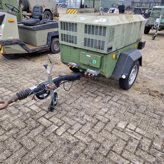 Compressor mobiel, Ingersoll-Rand, typer1075F726, 2003