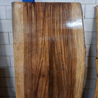 Boomstameetkamertafel