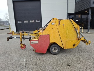 Getrokken veegmachine, Schepers, STH 1800, 1999