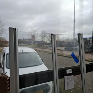 Pendeldeur, HSK, Exklusiv