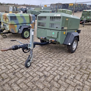 Compressor mobiel, Ingersoll-Rand, W902, 2005