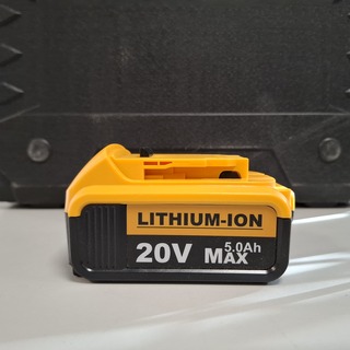 2x Accu 20V – 5.0Ah DCB200-50