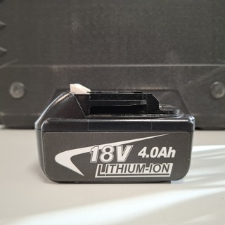 4x Accu 18V – 4.0Ah