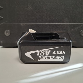 4x Accu 18V – 4.0Ah