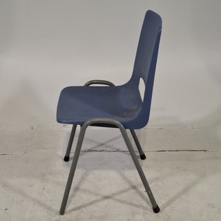 Ca. 180x Kantinestoel