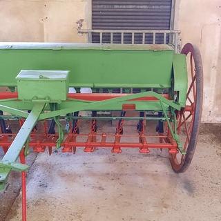 Nostalgische zaaimachine Hassia, bouwjaar 1900