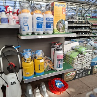 Partij drukspuiten en toebehoren o.a. Hozelock