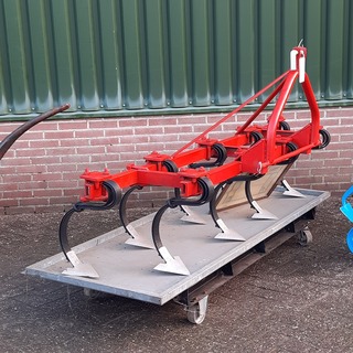 2x nostalgische schoffelapparaat