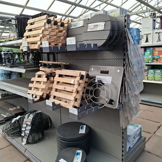 Assortiment verrijdbare voeten o.a. Nature