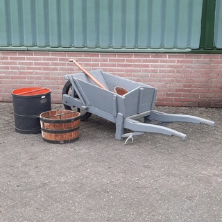 Nostalgische kruiwagen