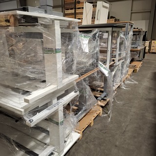 Partij diverse bureaus