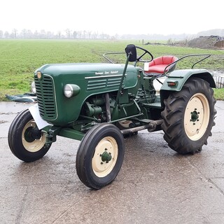 Oldtimer tractor Herman Lanz, Hela, D415, bouwjaar 1951