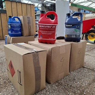 Ca. 11x Benzine, Hercutec, Arnold