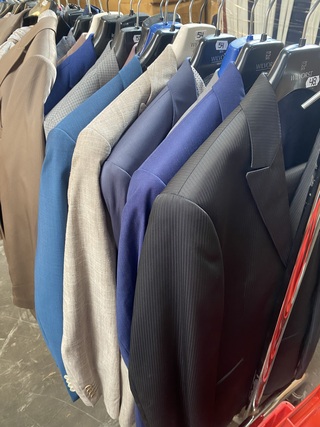 Ca. 38x Merkkostuums