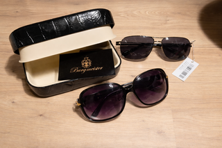 Ca. 1000x Zonnebrillen, CarloMonti En Burgmeister