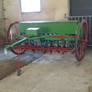 Nostalgische zaaimachine Hassia, bouwjaar 1900