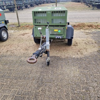 Compressor mobiel, Ingersoll-Rand, typer1075F726, 2003